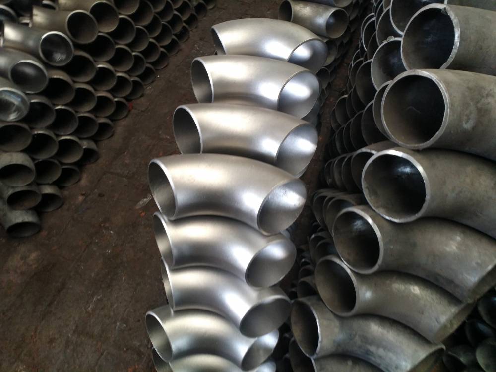 廠家直銷304國標不銹鋼彎頭、316L與321材質焊接彎頭價格解析